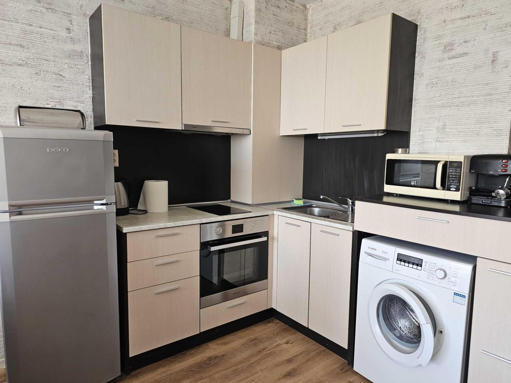 Europroperties Yalta Apartments ゴールデンサンド エクステリア 写真