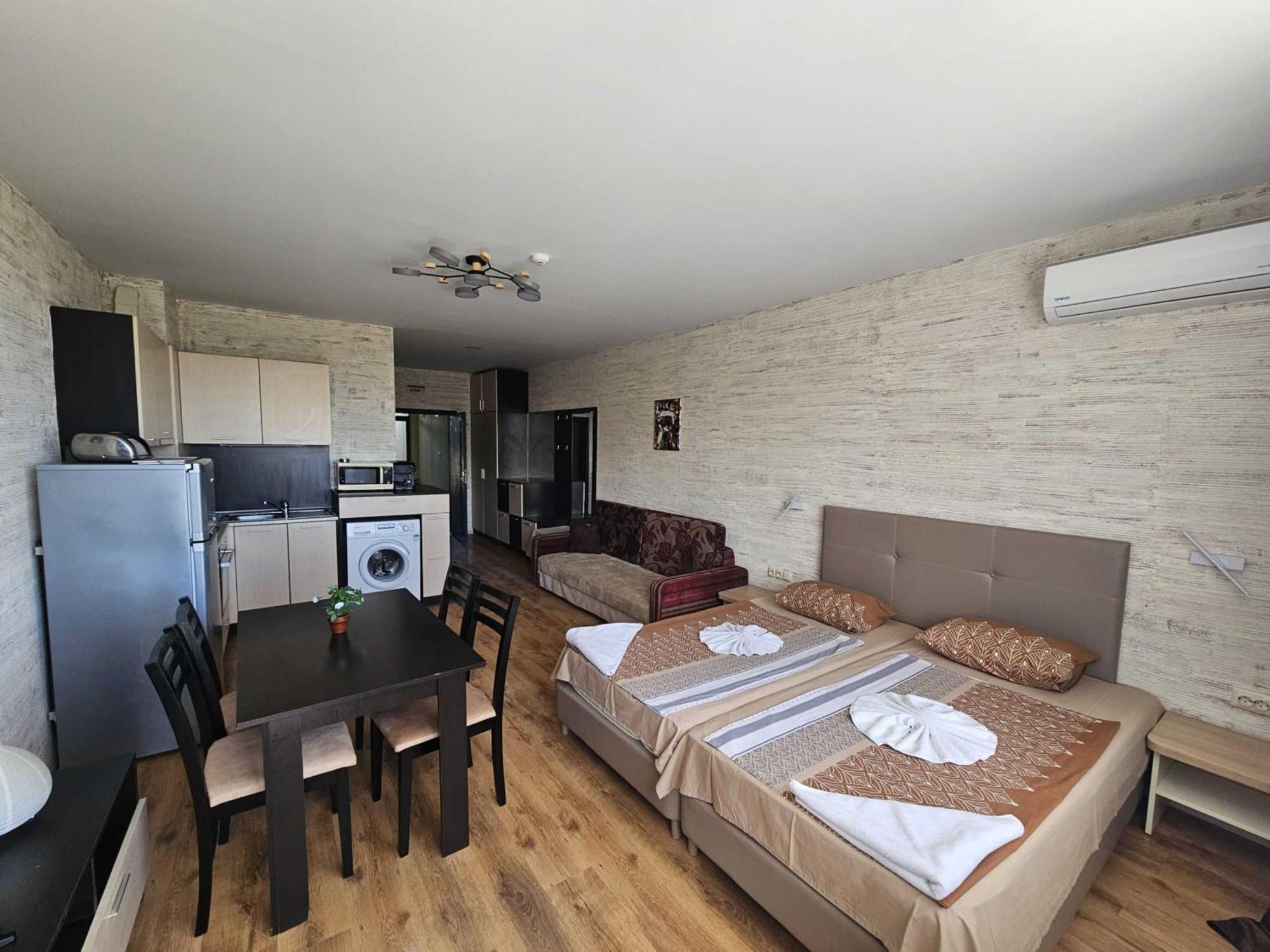 Europroperties Yalta Apartments ゴールデンサンド エクステリア 写真
