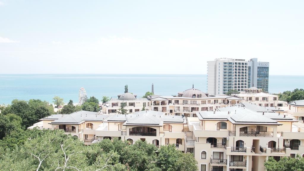 Europroperties Yalta Apartments ゴールデンサンド エクステリア 写真